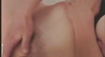 ໂປໂລຍຕົກລົງທີ່ຈະ fuck ກັບພໍ່ຄ້າ.