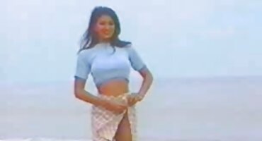 ຜິວເນື້ອສີຂາວ craves ການຮ່ວມເພດກັບ instructor ໄດ້.