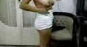 Fucking ສາວແລະນາງ stepmom ກົ້ນ.