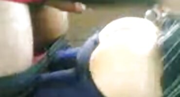 ພວກເຂົາ fuck bitches ໃນຮູທີ່ແຕກຕ່າງກັນ.