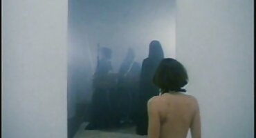 Swingers fuck ເຊິ່ງກັນແລະກັນໃນການຊິ້ງຂໍ້ມູນ.