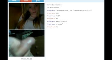 ຢູເຄຣນຫຼິ້ນກັບ wank ໃນຕອນເຊົ້າ.