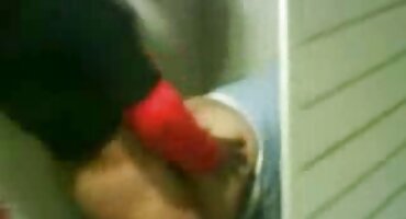 ຜູ້ສູງອາຍຸ Milf fucks ຫນຸ່ມ.