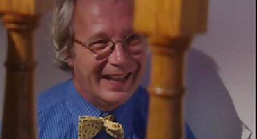 ແມ່ຍິງເຢຍລະມັນພ້ອມທີ່ຈະມີເພດສໍາພັນກັບຜູ້ຈັບກຸມ.