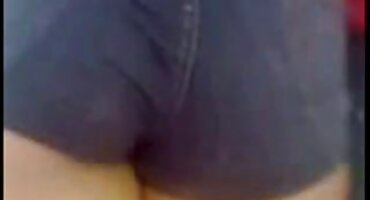 Savannah ດູດແລະຝຶກອົບຮົມຮູທະວານ.