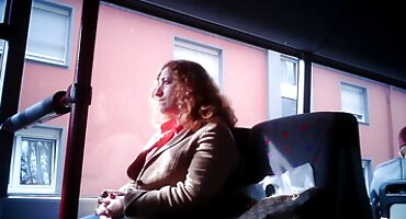 ຮ່ວມເພດກັບສາວໄຂມັນທີ່ສວຍງາມ.