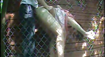 ເຮັດໄດ້ດີ Cunnilingus ແລະ masturbating.