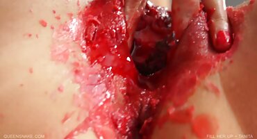 ຜູ້ຊາຍຂົນຕາແລະ fucks.