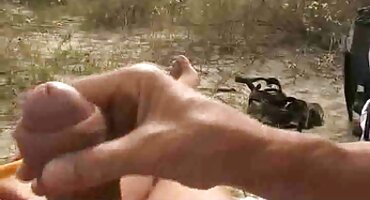 Fuck ແມ່ຂອງເດັກຍິງທີ່ມີ cock ໃຫຍ່.