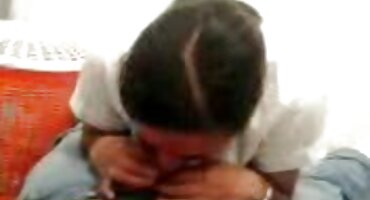 ເປັນ slut fucks ກັບເພື່ອນບ້ານ.