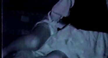 Schlendra ເພີດເພີນກັບ fucking ກັບເພື່ອນບ້ານ.