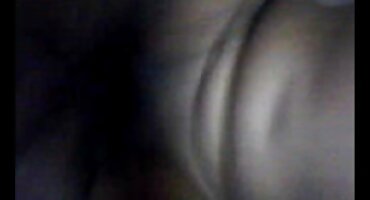 Stepmom ໂກງເດັກຍິງໃນການຮ່ວມເພດຍິງມັກແມ່. Kissing ຂະຫນາດນ້ອຍກເລ່.