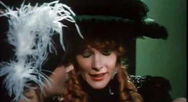 ເດັກຍິງ fucked ໂດຍຜູ້ຊາຍໃນສະຕູດິໂອ adalt.