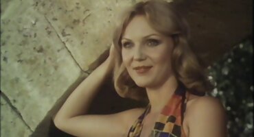 ຊອກຫາຄວາມສະດວກສະບາຍໃນການຮ່ວມເພດກັບແມ່ຍິງສູງອາຍຸ.