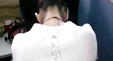 ທໍາອິດອັດຕາ Asian ແຂງໂດຍ cock ໃຫຍ່.