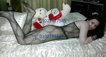 Bridgette B ຄູ່ກັບ jock ສີດໍາ.