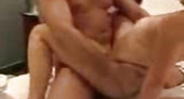 ພາສາອັງກິດແມ່ຍິງແມ່ນພ້ອມທີ່ຈະມີການຮ່ວມເພດ rough.