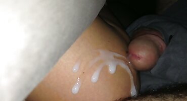 ຕຸdollກກະຕາຜິວເນື້ອສີຂາວ fucks ກັບຊາວຝຣັ່ງ.