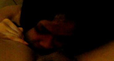 Aristocrat ມີເພດສໍາພັນໃນຫ້ອງນ້ໍາ.