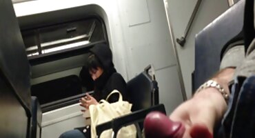 ເດັກຍິງຂໍໃຫ້ເຂົ້າໄປໃນ cock ຂອງລາວເຖິງ uterus.