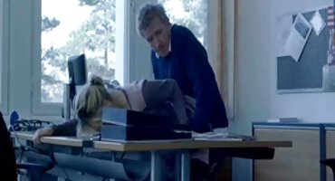 Babe ລັດເຊຍ fucked ໃນກົ້ນ.