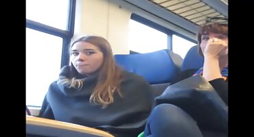 ນາງມີເພດສໍາພັນກັບ nerd.