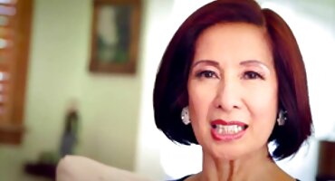 Louise ໄດ້ຮັບ fucked ໃນກົ້ນ.