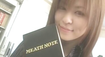 ເລິກດູດ cock ຄືກັບ slut.