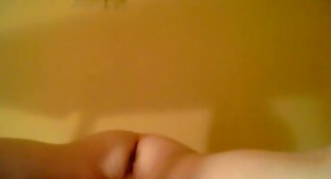 Sow ມີຄວາມມ່ວນໃນຕຽງນອນກັບລາຕິນ.