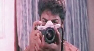 J AmieettEtt fart ກັບກ້ອງຖ່າຍຮູບ.