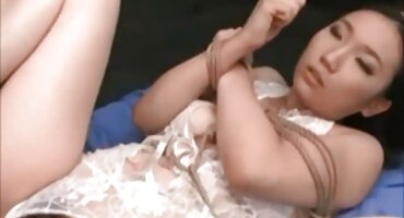 Bitch ແມ່ນໃຫ້ສໍາລັບສຽງປັ້ງ Gang ກົ້ນ.