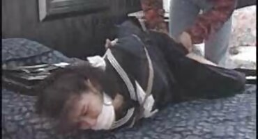 Zoe Morneau ແມ່ນ fucking ຄົນຮູ້ຈັກໃຫມ່.