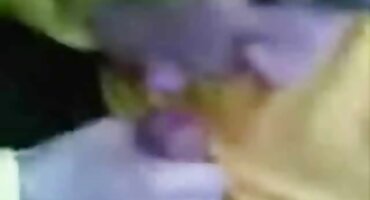 ເດັກຍິງອູແກຣນ Horny pussy ນິ້ວມື.